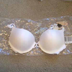 Victoria Secret bombshell bra
